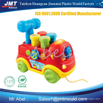 Plastikspielzeugautozug-Ziegelsteinkinderbaby-Spielzeugform